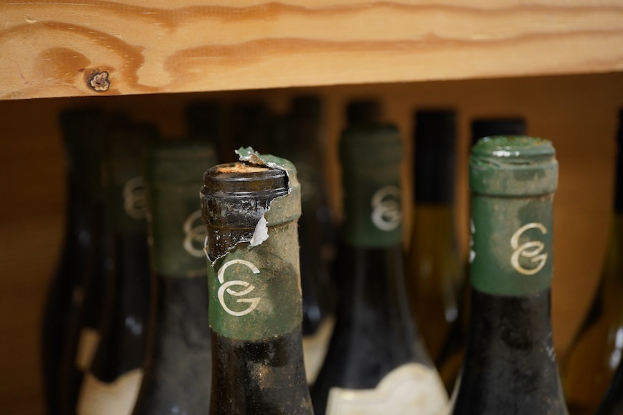 Casablanca Valley Vina Laroche Sauvignon Blanc, 2013, five bottles, and Clos du Gaiment Vouvray, 1990, twelve bottles